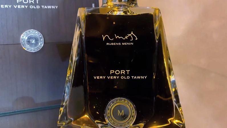 Vinho do Porto de 150 anos é lançado em Portugal