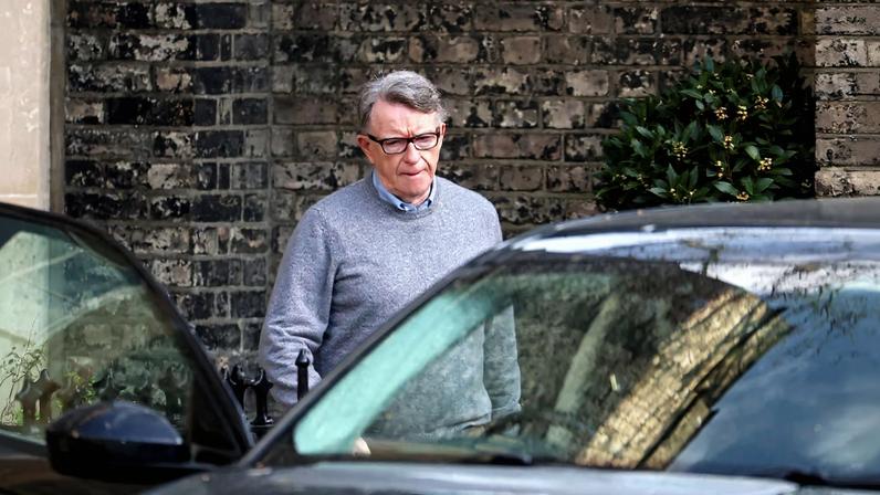 Principais conclusões da divulgação britânica de documentos de Mandelson
