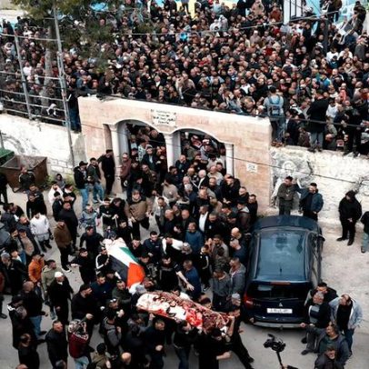 Cisjordânia lamenta mortes de quatro mulheres por míssil iraniano