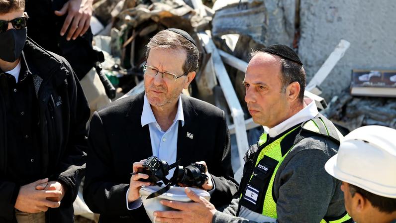 Presidente de Israel afirma à Bild que guerra com Irã exige resultado