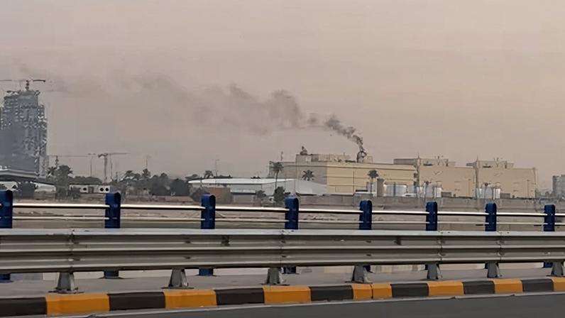 Ataque de EUA e Israel contra Irã: Embaixada dos EUA em Bagdá atacada