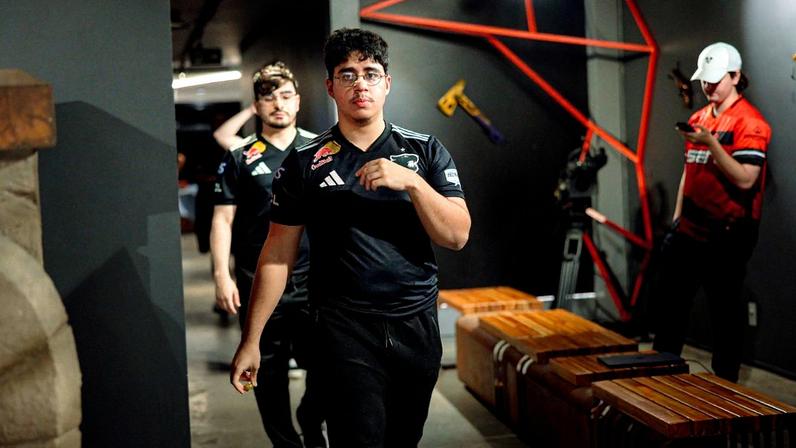 First Stand 2026: FURIA treina com time da LPL e vence jogo