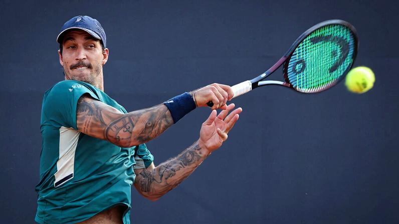 Felipe Meligeni domina em São Paulo; Ribeiro avança