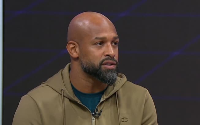 Fellipe Bastos analisa início de Renato Gaúcho e saída de Coutinho do Vasco