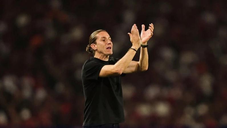 Jornal catalão comenta Filipe Luís: times demonstram otimismo