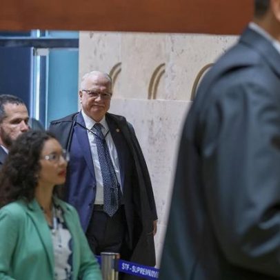 Fachin adota dupla estratégia para lidar com crise do Master no STF