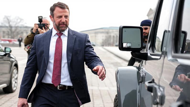 Candidato de Trump à Homeland Security testemunha no Senado sobre imigração