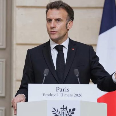 França não participará de operações para desbloquear Ormuz, afirma Macron