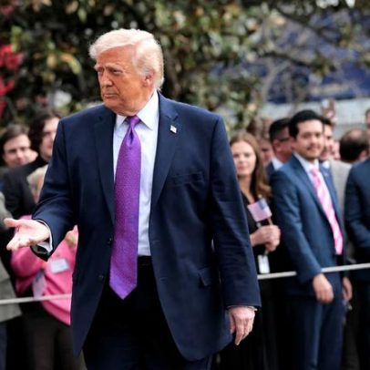 Trump diz à Fox News que EUA podem escoltar petroleiros no Estreito de Hormuz