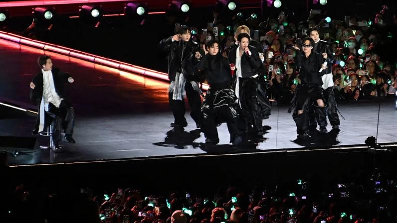 Show de retorno do BTS atrai plateia recorde em Seul