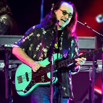 Rush estreia ao vivo com nova baterista Anika Nilles