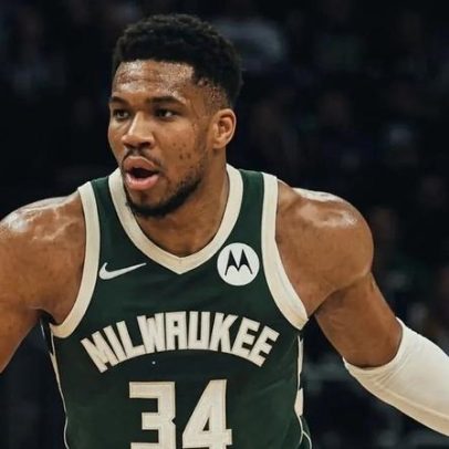 Bucks planejam afastar Giannis Antetokounmpo da temporada