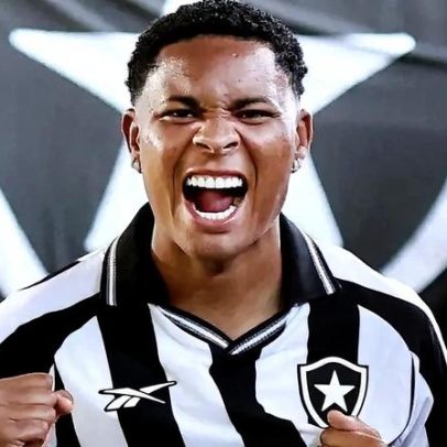 Botafogo anuncia contratação do lateral-esquerdo Caio Roque