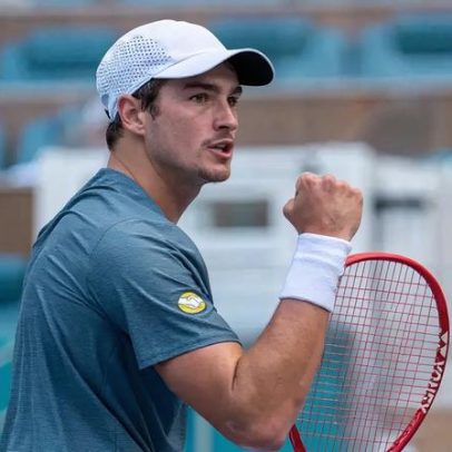 Fonseca analisa duelos entre Alcaraz e Sinner elege o melhor