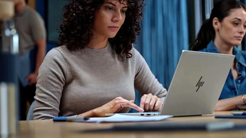 HP lança mais de 30 laptops com Intel e AMD; apenas um com Qualcomm