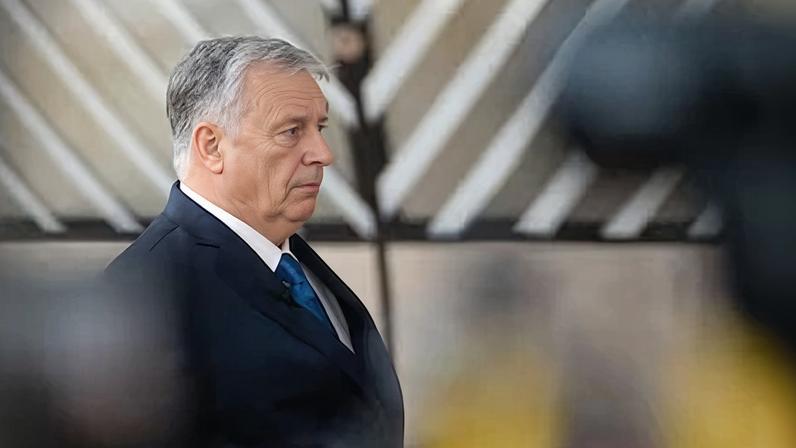 Polônia acusa Orbán de espionar para a Rússia conversas sensíveis da UE