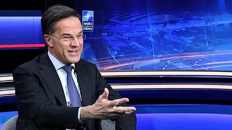 El secretario general de la OTAN, Mark Rutte, durante una entrevista con la agencia Reuters, en la sede de la Alianza Atlántica, este jueves.