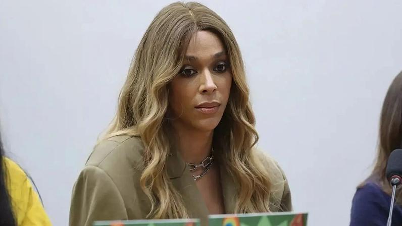 74% discordam de Erika Hilton para presidente da Comissão da Mulher