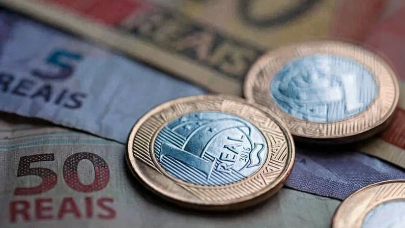 Quem recebe primeiro a restituição do IR 2026? Entenda os critérios