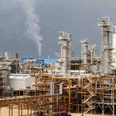 Teerã promete atacar instalações de petróleo e gás no Golfo