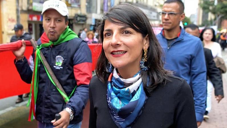 País busca coalização pelo fim dos combustíveis fósseis na crise do Oriente Médio