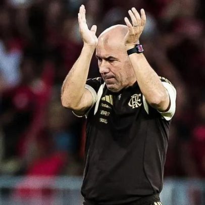 Torcida do Cruzeiro xinga Leonardo Jardim antes de duelo com o Flamengo