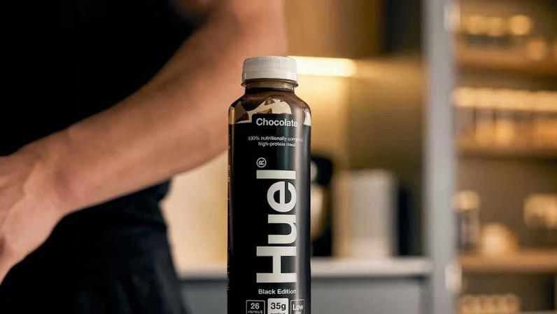 A Huel teve receita de £214 milhões em 2024, com modelo direto ao consumidor e presença crescente no varejo