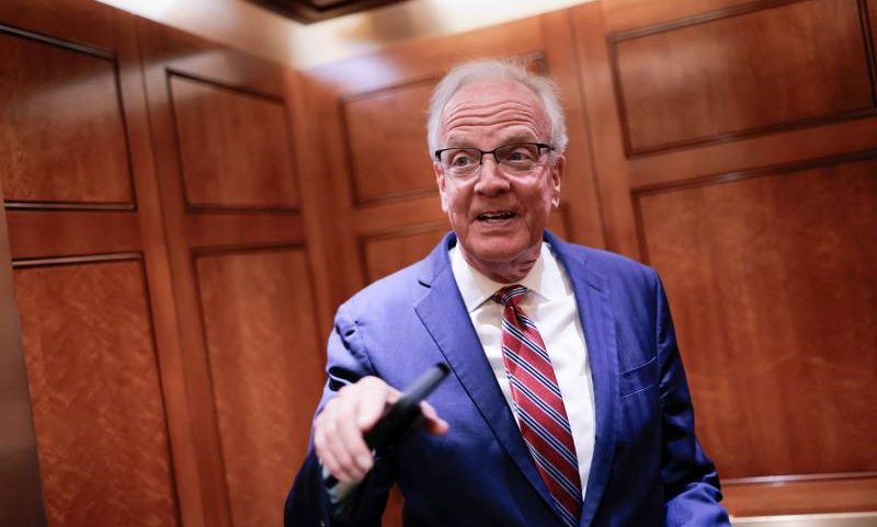 Apoio republicano à guerra de Trump no Irã vacila