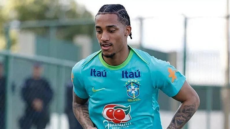 Ancelotti esquece de anunciar convocado da Seleção; entenda o equívoco