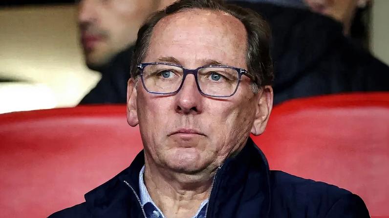 Textor e dirigentes do Botafogo recebem ameaças de morte após eliminação