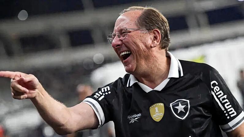 Botafogo recalcula planos novamente com novo técnico