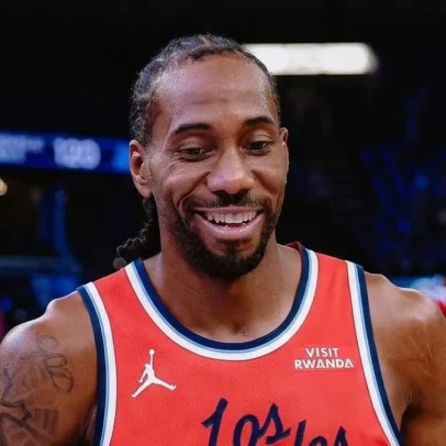 Warriors podem fazer troca por Kawhi Leonard, aponta site