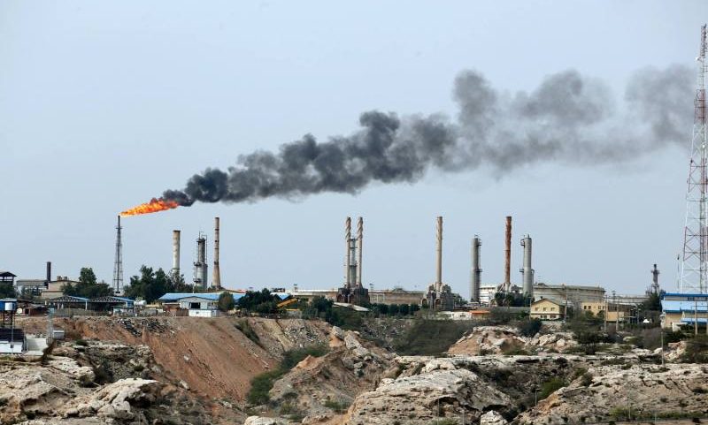 Trump ordena ataques à ilha de Kharg, hub petróleo iraniano