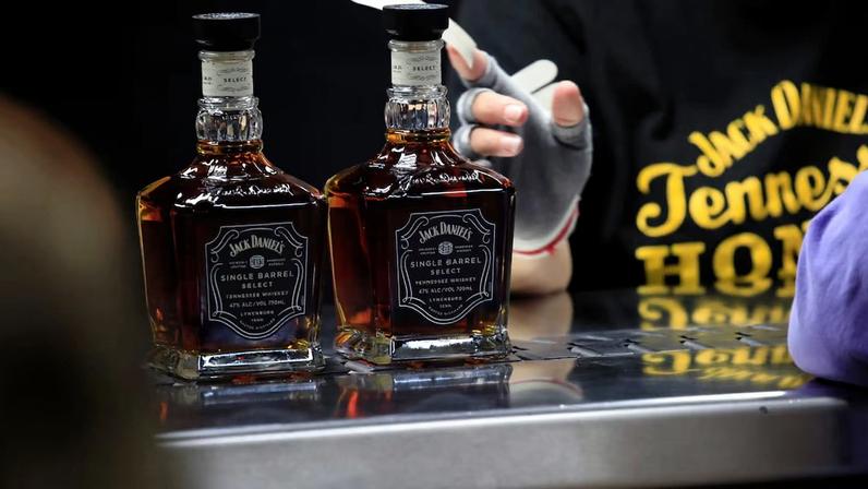 Pernod Ricard avalia compra da Brown-Forman, dona do Jack Daniel's, dizem fontes