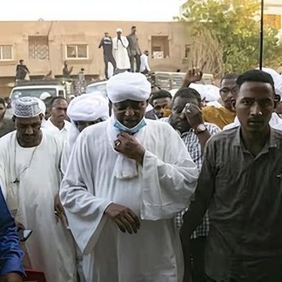 Paramilitares do Sudão travam disputa interna que abala seu núcleo de poder