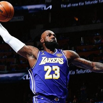 LeBron James quebra recorde; Lakers vencem Magic no fim