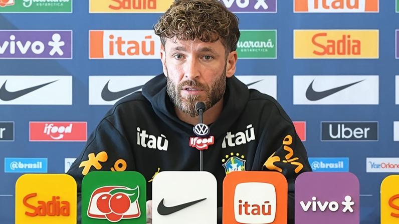 Léo Pereira avalia derrota para França como saldo positivo para estreia