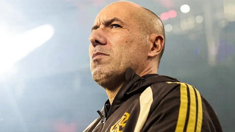 Flamengo tem desfalques importantes e pode mudar time diante do Corinthians