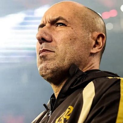 Flamengo vence pela primeira vez com Leonardo Jardim e adota nova estratégia