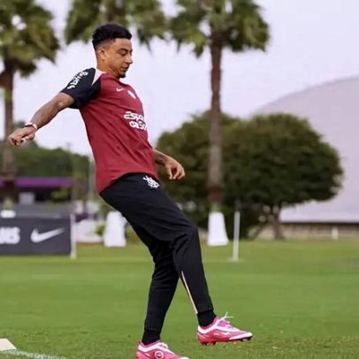 Com Lingard e Yuri, Corinthians mantém preparação para clássico contra o Santos