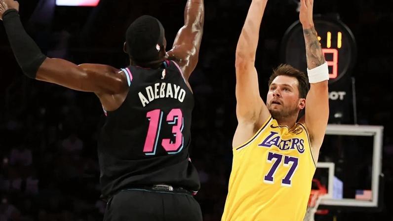 Luka Doncic faz história; Lakers vencem Heat