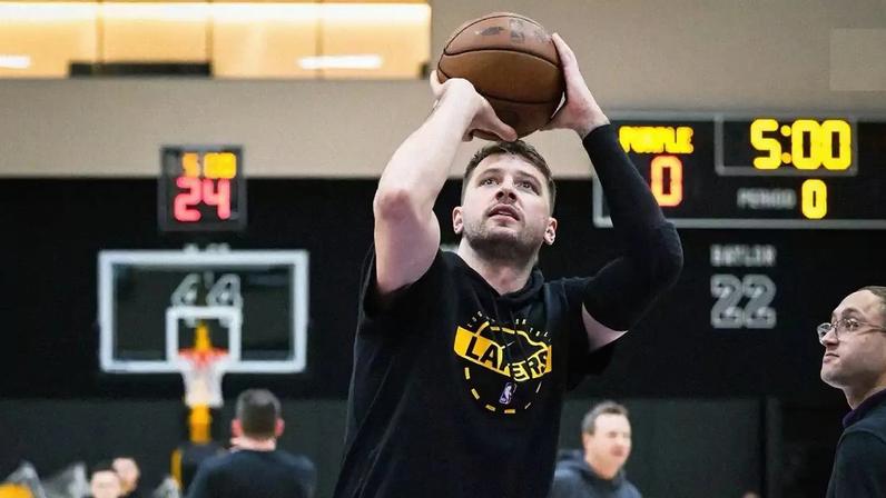 Luka Doncic vence prêmio da NBA pela segunda semana seguida