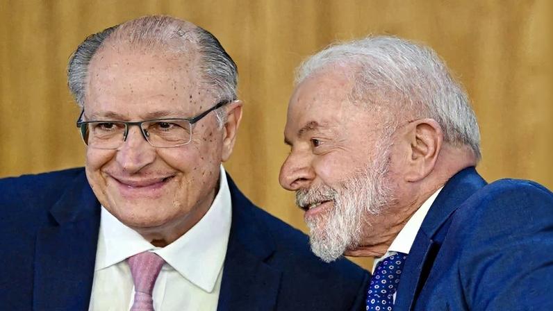 Geraldo Alckmin e Lula em 13 de agosto de 2025. Foto: Evaristo Sá/AFP