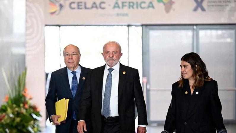 Lula critica neoextrativismo e diz que potências agem como donas do mundo