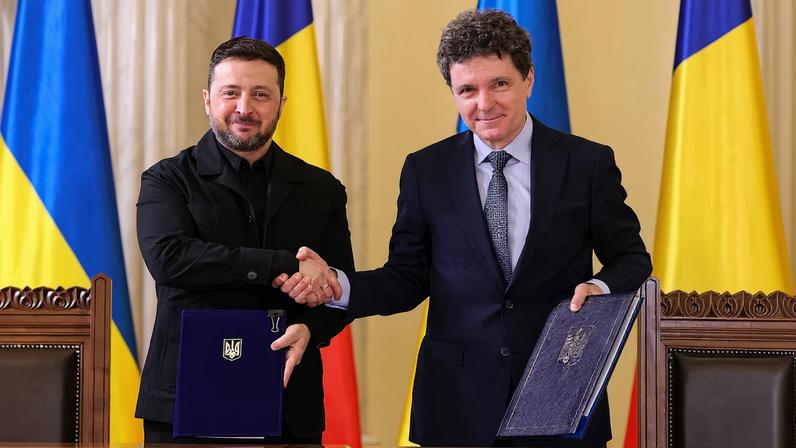 Ukrainian President Volodymyr Zelenskiy visits Romania
