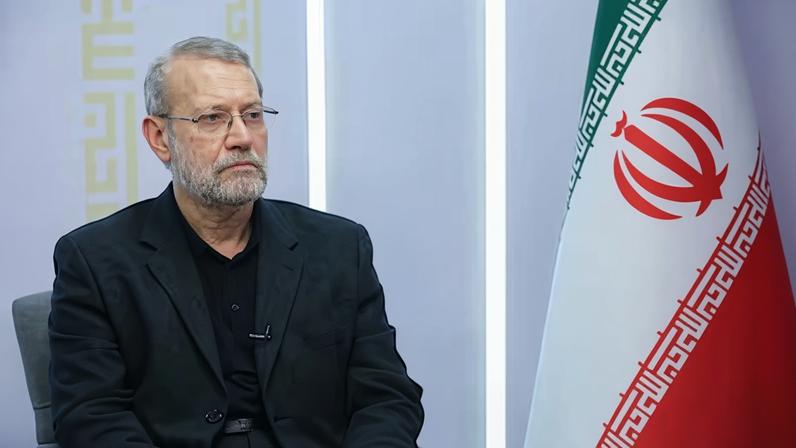 Ali Larijani, figura influente no Irã após Khamenei