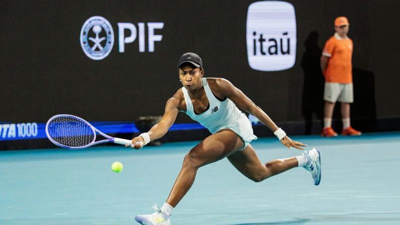 Sinner joga às 14h, Gauff às 16h e última semifinal às 21h30 na quinta