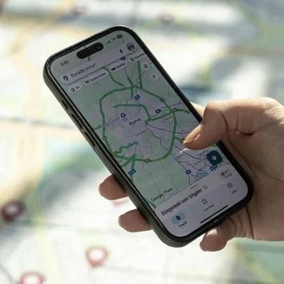 Google Maps ganha IA com buscaConversacional e navegação 3D imersiva