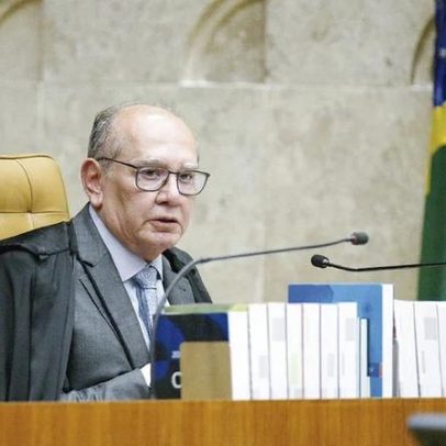 Gilmar Mendes vota pela manutenção da prisão de Vorcaro, com ressalvas