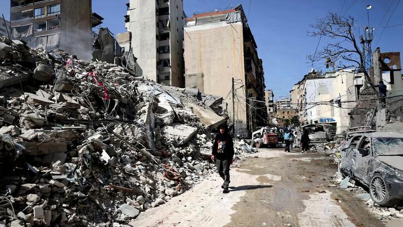 França diz ser irrazoável exigir que Líbano desarme Hezbollah em bombardeios